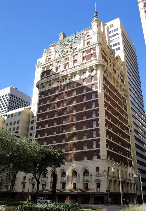 Adolphus Hotel à Dallas
